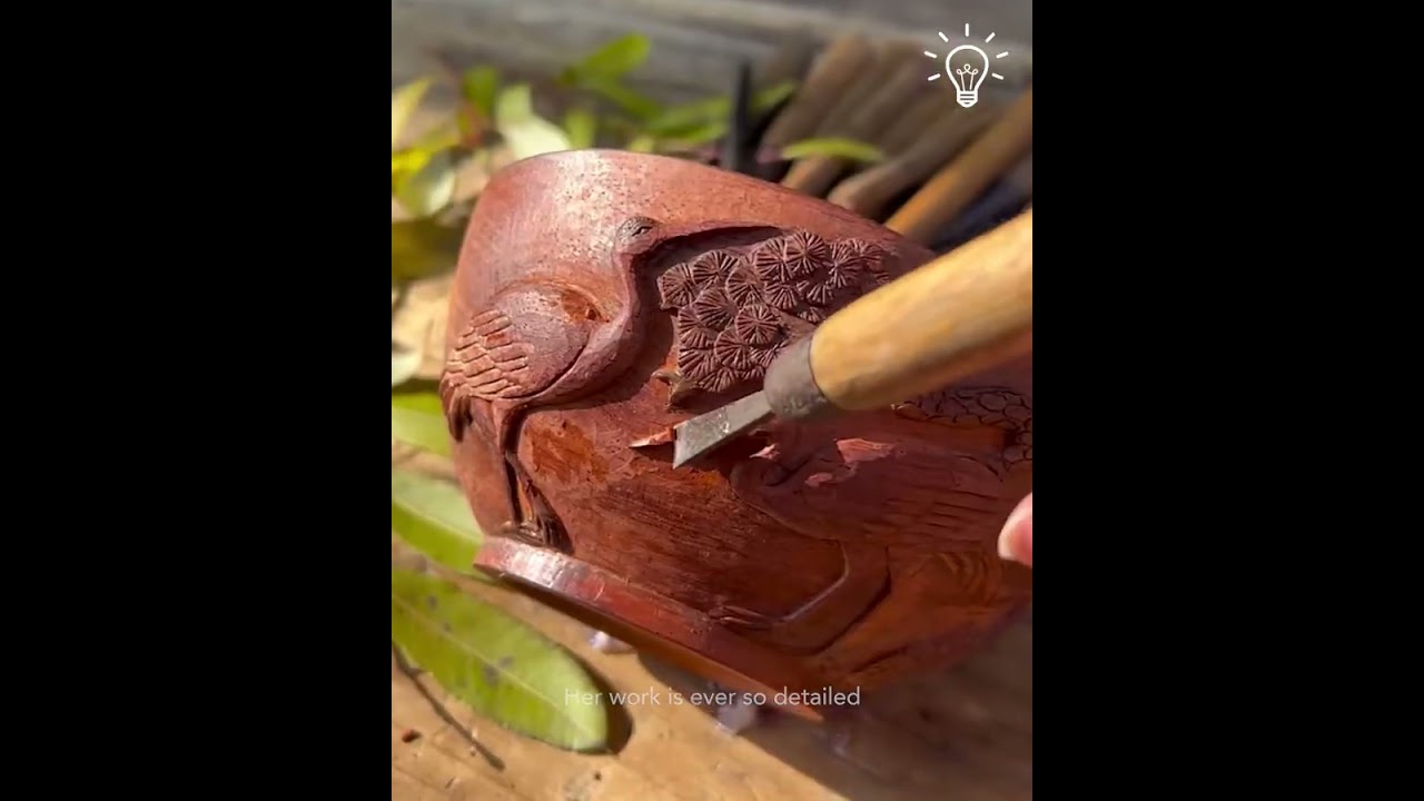 Making grandma a beautiful plate from wood