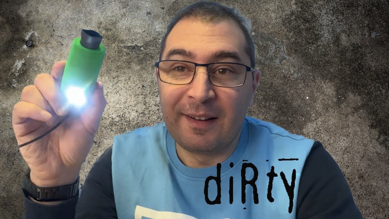 Mini USB Vacuum Cleaner - YouTube