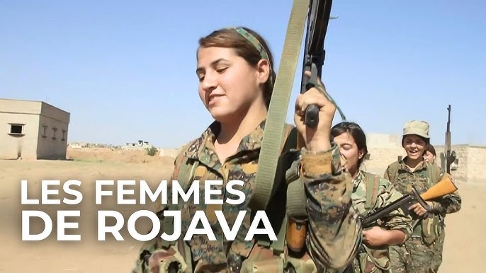 Шұлық киген кеуделі полиция қызметкерлері Сен секс