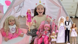 Ada İle Barbi̇e Baby Doll Evci̇li̇k Vi̇deosui̇pek Kardeşi̇ Emmabakiyor Barbie Evcilik Videosu