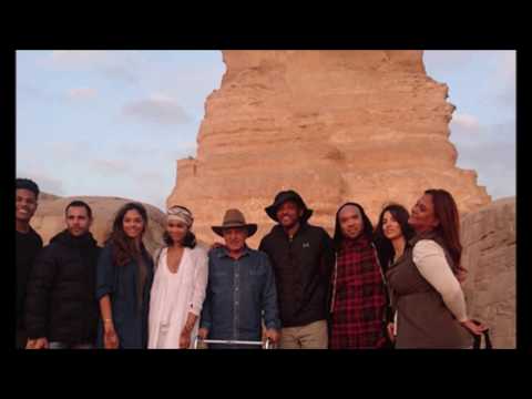        ويل سميث يزور الاهرامات بمصر