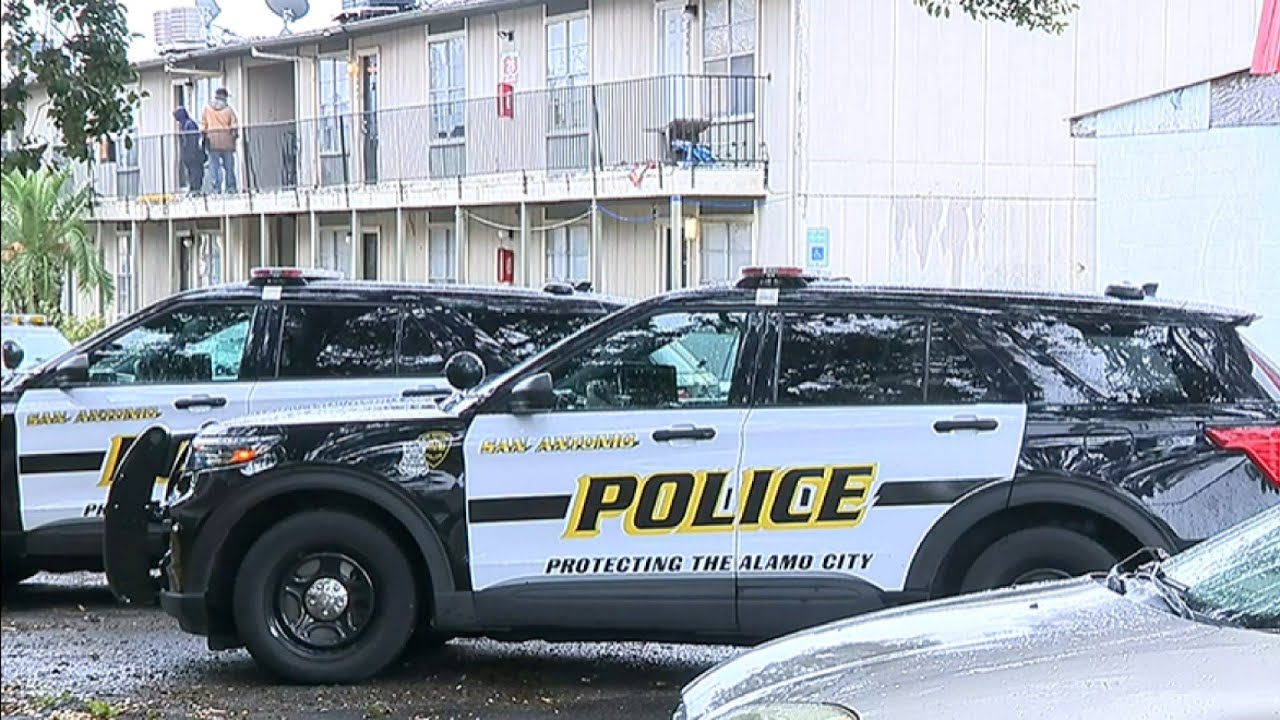 Man, woman found dead at apartment complex on NW Side, police say - YouTube