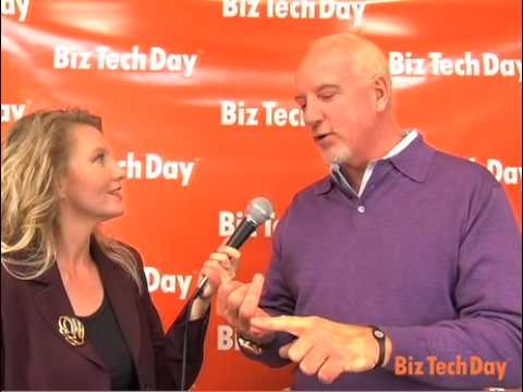 LeAnn Hilgers interviews Mark Victor Hansen - co-a...