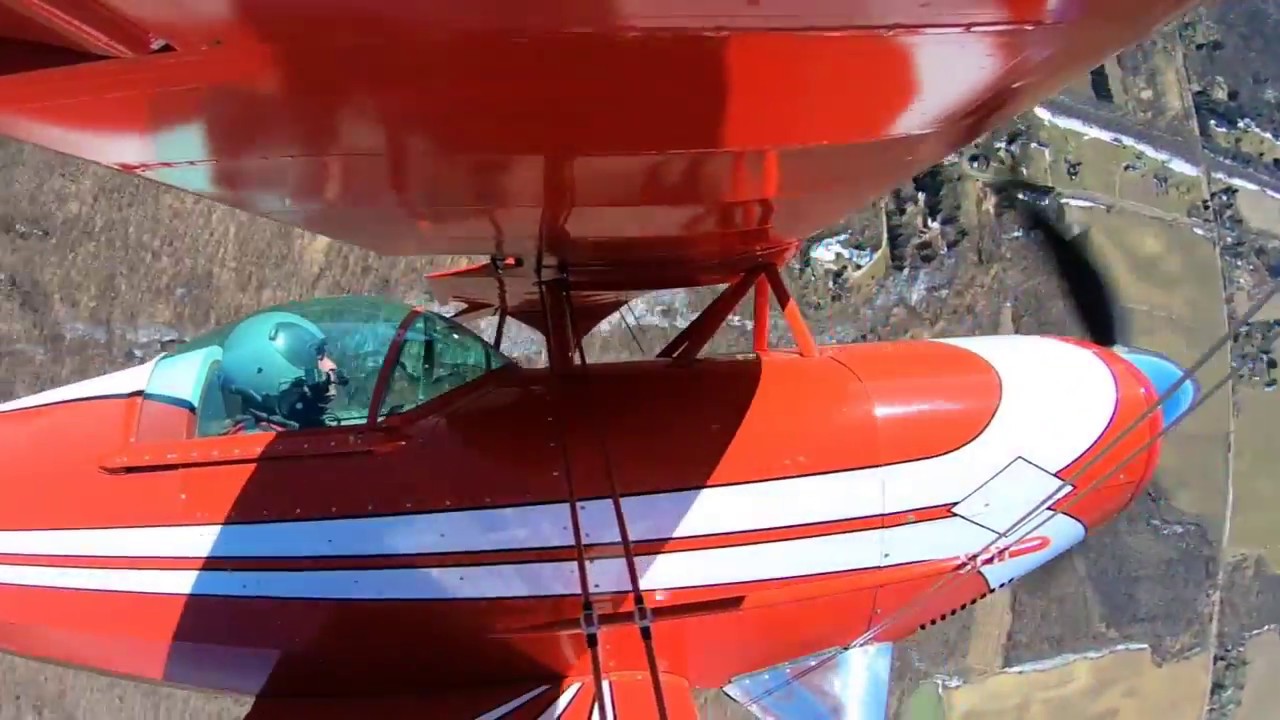Pitts aerobatic flight with Rin Siwik