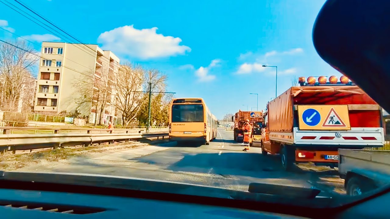 Oktatok is néha;)-Tanulóvezetőknek_Fanni másodszor Gödöllőn,először vezet benzines  autón 