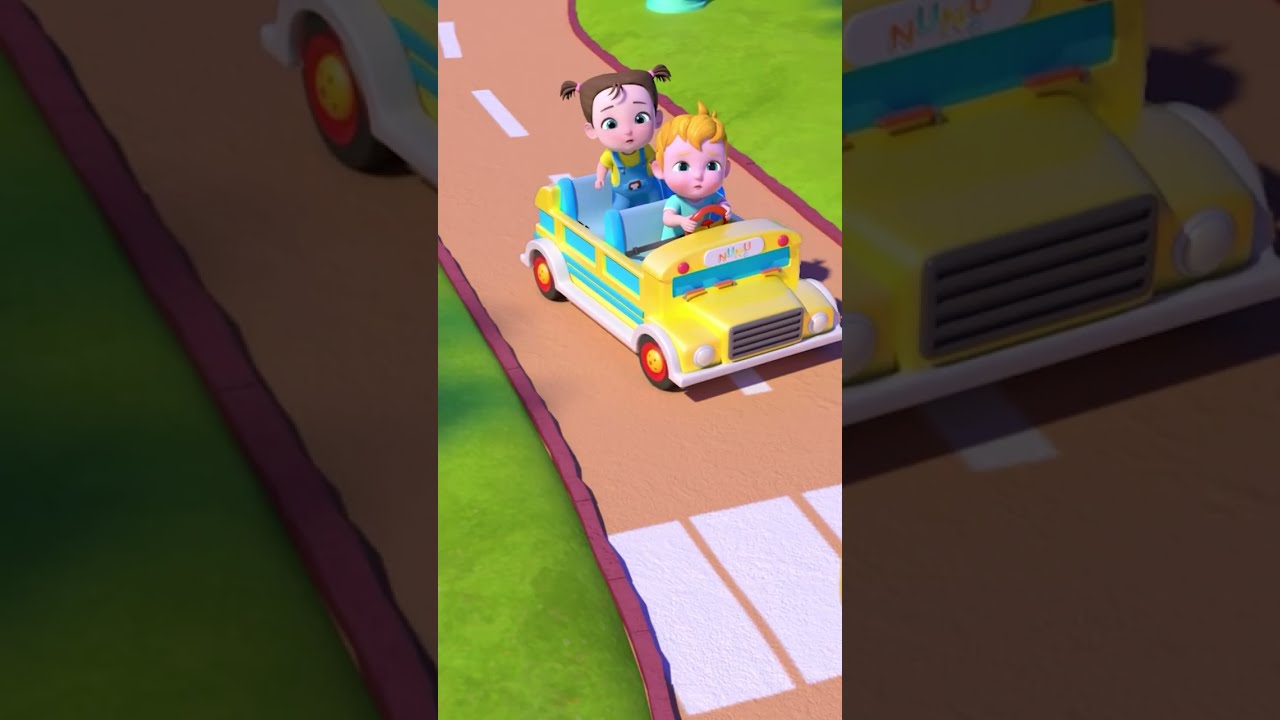 Kids Learn about Red & Green Light  | Nursery Rhymes &Kids Songs | NuNu TV