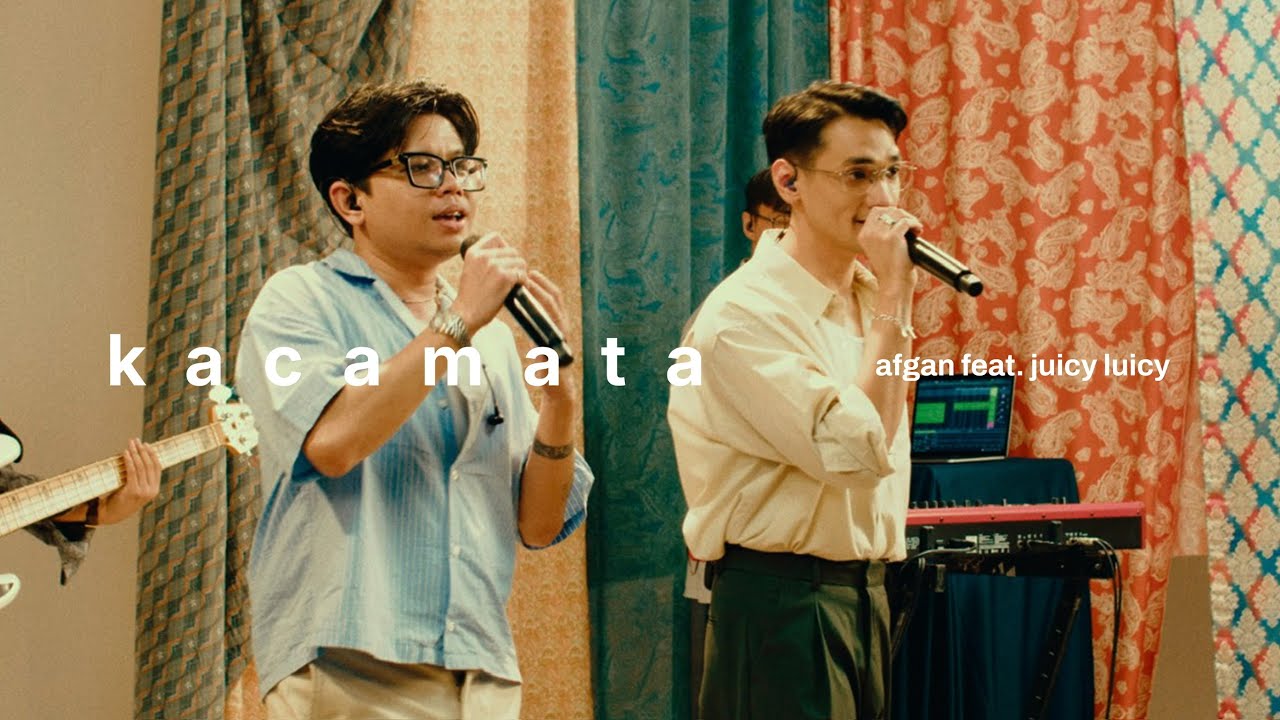 Afgan ft. Juicy Luicy - Kacamata (Live Session)