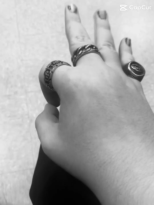 #tiktok #trending #musicapp #emo #emoisback￼ #echooffme