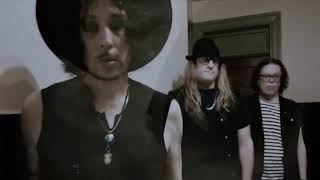 Rattle Bones "Quicksand Blues" (Lyric Video)