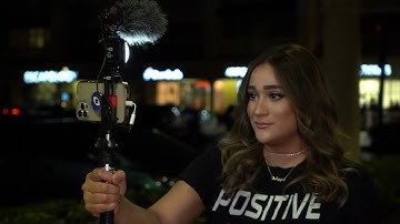 USKEYVISION Smartphone Video Vlogging Kit with Extensible Stick, for iPhone, Smartphones and Cameras