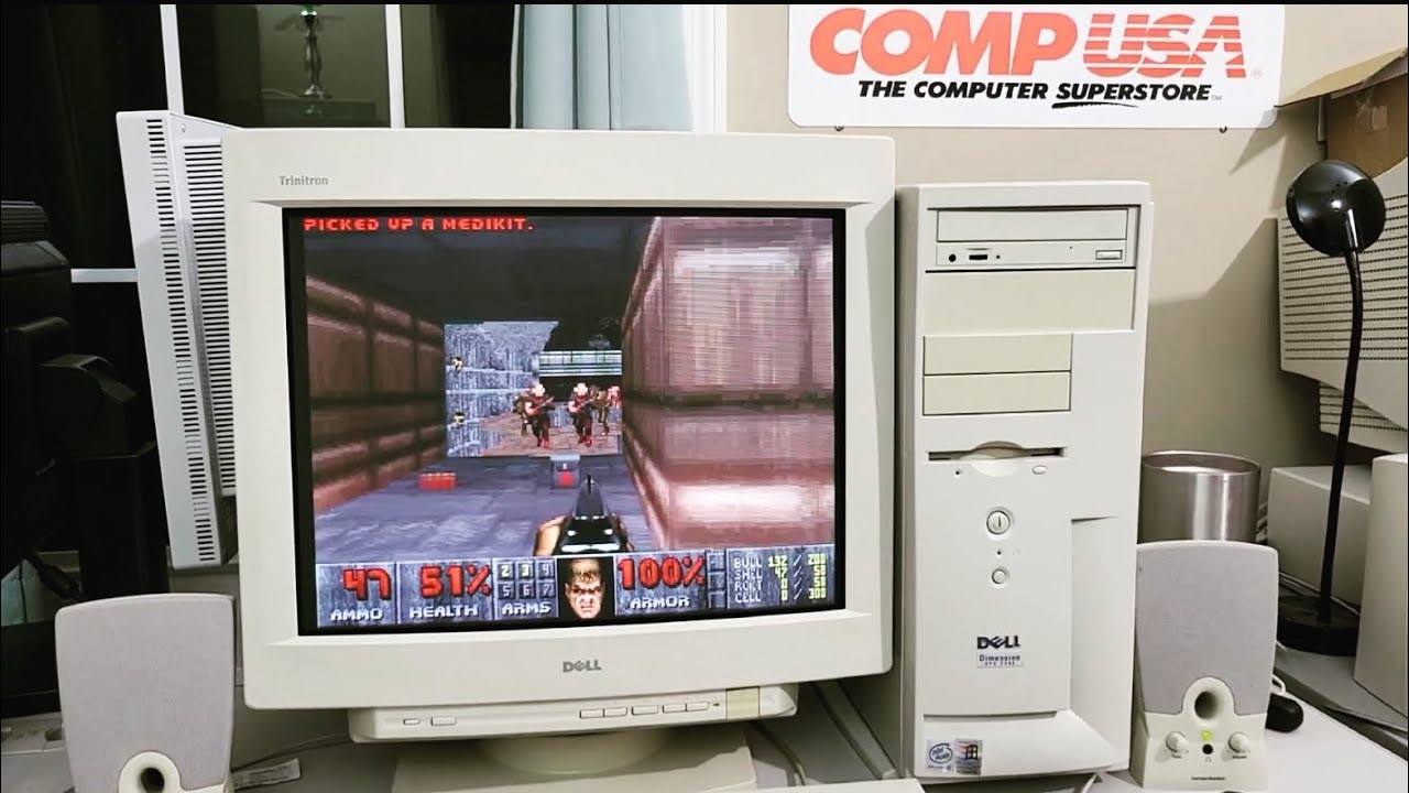 Testing DOOM on a 3Dfx VooDoo card, on real Hardware from 1999 - YouTube