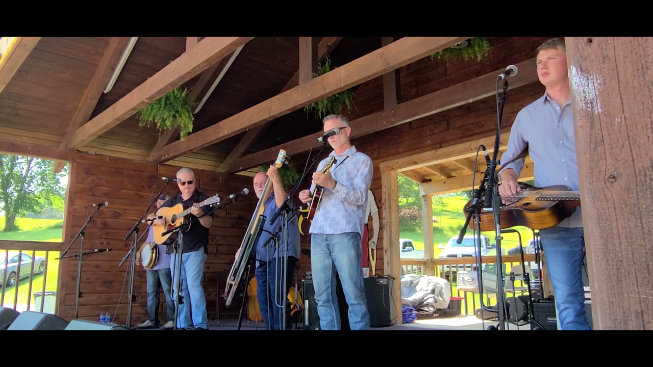 Blue Ridge Mountain Girl  / Blue Highway