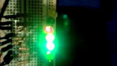 JUEGO DE LUCES CON PIC 16F628A