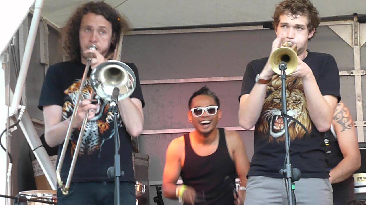 Batucada Sound Machine - live in Neu-Ulm 2012 II