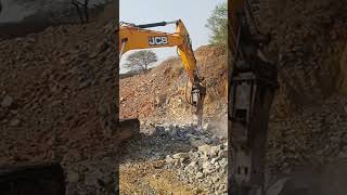 breaker #working vs backet #loading