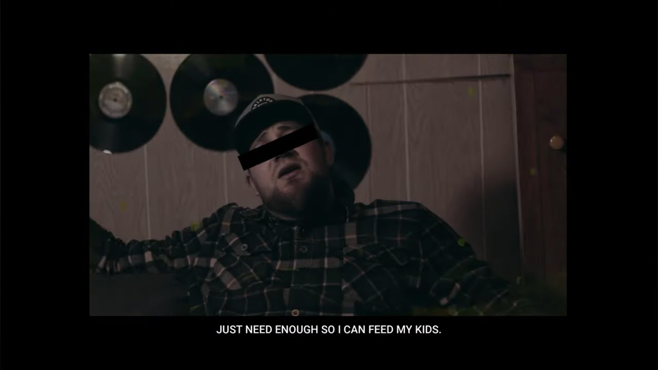 Sittin in my Bed (Official Video) YouTube