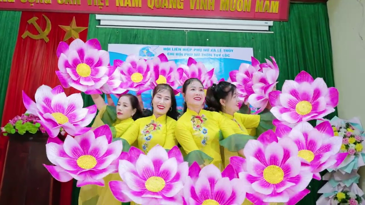 MÚA: ĐỒNG HÀNH CÙNG NÔNG THÔN MỚI - BIỂU DIỄN: PHỤ NỮ XÓM 1 TUY LỘC