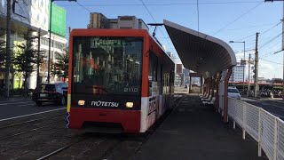 伊予鉄2100系アオアシラッピング　JR松山駅前電停発車