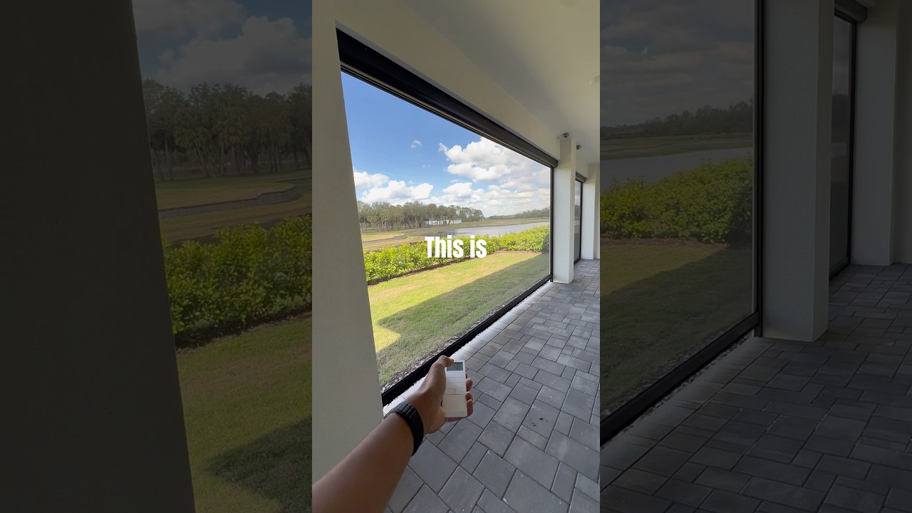 Florida Homes MUST-HAVE! Retractable patio screens are a Game Changer for entertaining guests #patio