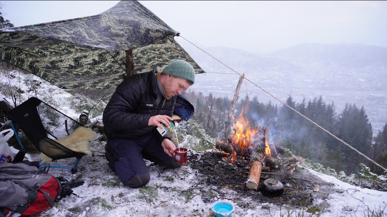 Silent hiking in the snowy mountains of NORWAY | Cooking food on the fire
