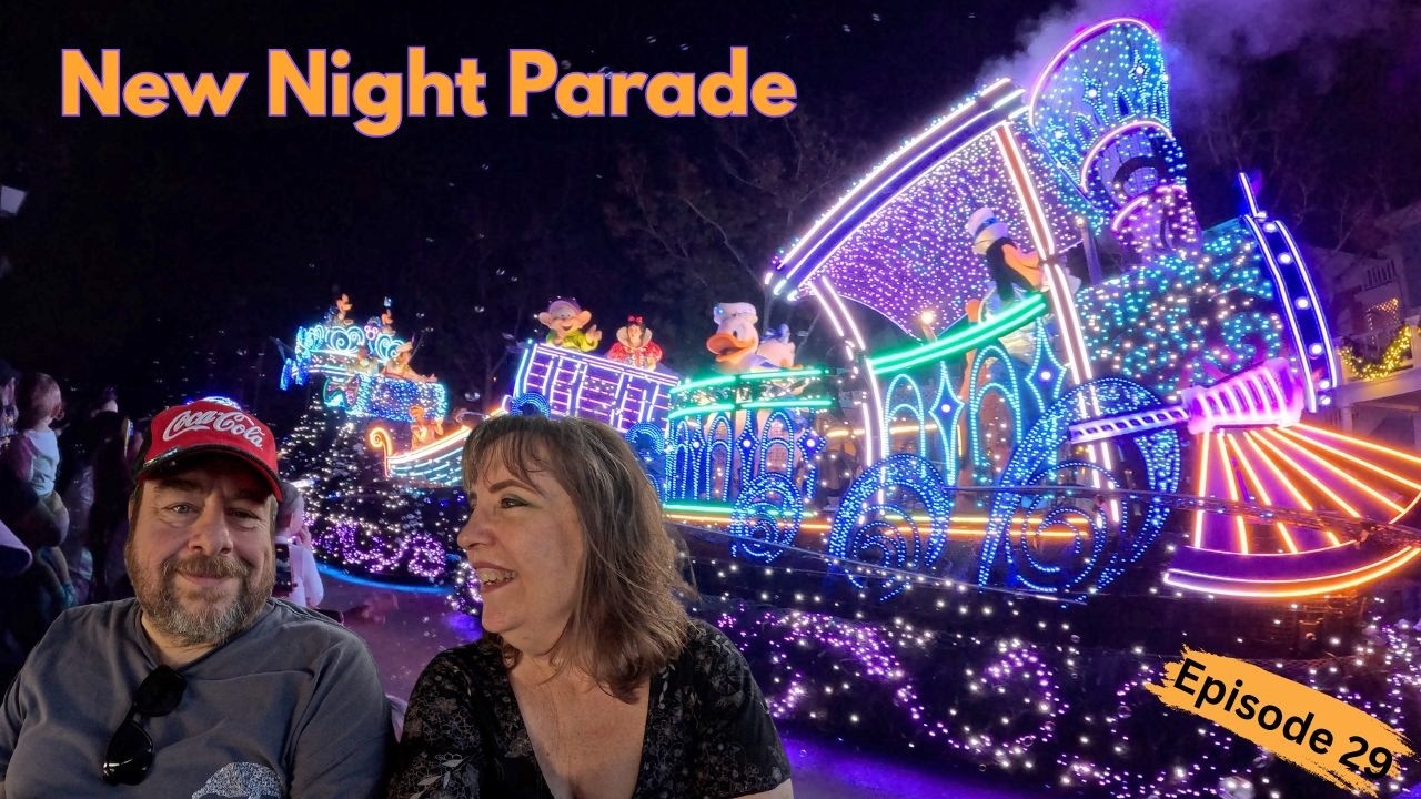Magic Kingdom After New Year’s! Christmas Still Up + NEW Starlight Parade ✨