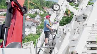 In 12 Stunden zum Highlight – Aufbau von DAS Riesenrad In 12 Stunden zum Highlight – Aufbau von DAS Riesenrad