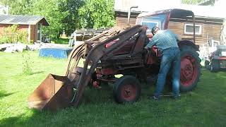 The loader does not work.