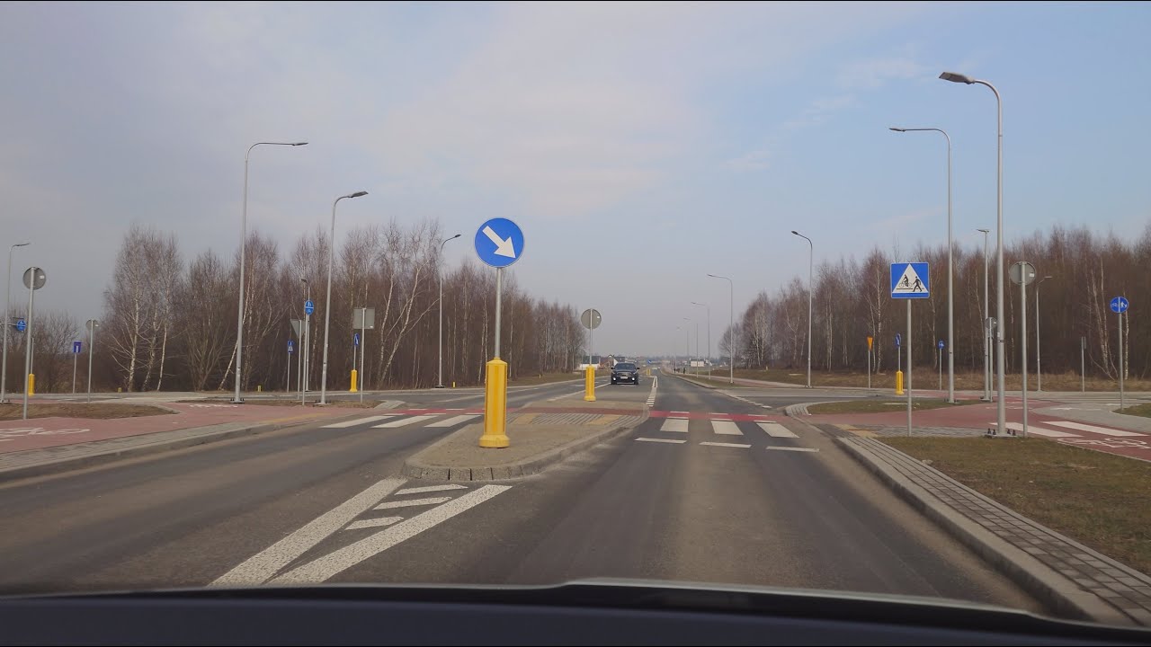 Autem po zachodniej obwodnicy w niedzielne lutowe popołudnie