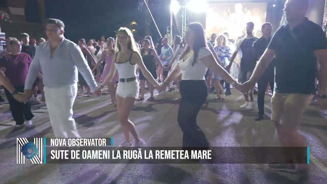 SUTE DE OAMENI LA RUGĂ LA REMETEA MARE SUTE DE OAMENI LA RUGĂ LA REMETEA MARE