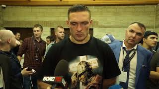 Александр Усик дает интервью после боя с Муратом Гассиевым