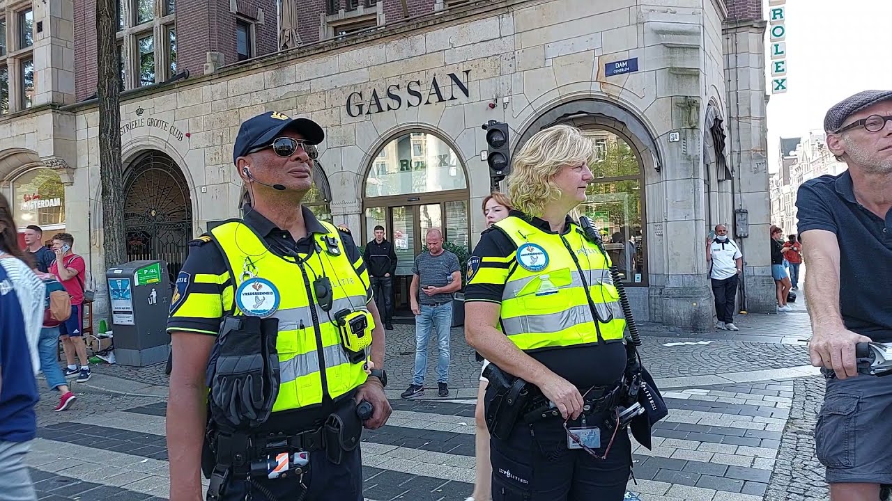 De Dam De Vredeseenheid Remember Museumplein ! Vandaag is het ff ANDERS 05.09.2021