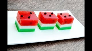 Sharing with you today this beautiful watermelon jelly cake, filled a
plethora of yummies, is just what i need to get back in the groove
today. bei...