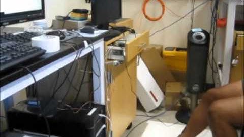 BCI-FES dorsiflexion by stroke subject with foot drop