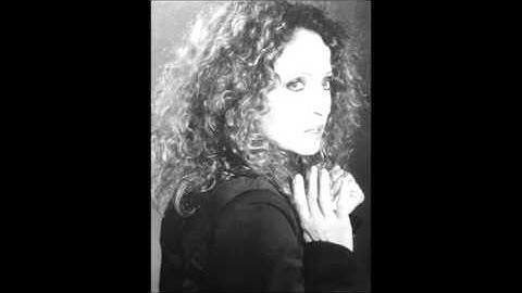 Thumbnail of Να βάλω τα μεταξωτά - Γλυκερία