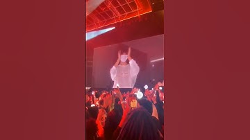This lucky army girl no I