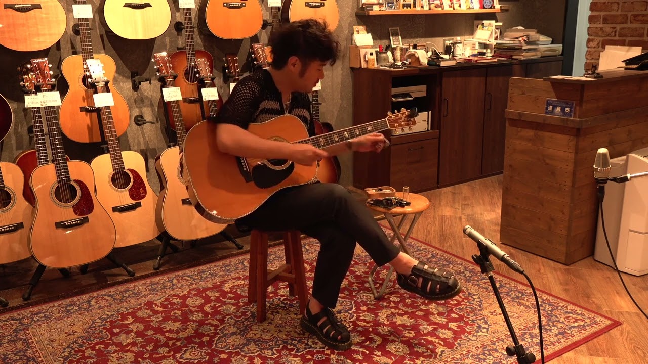 Martin D-41 (1979) Blue-G & Tetsuro Toyama - YouTube