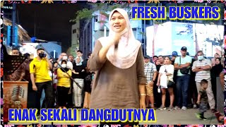 Video thumbnail of "WOW RAMAI PENARI MALAM NIE BERSAMA NURUL FEAT FRESH BUSKERS||PERAWAN ATAU JANDA"