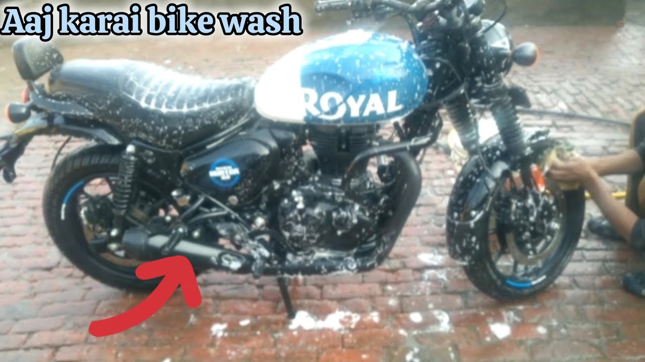 Aaj maine krai apni bike wash