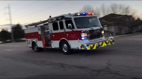 PEAKING Q: Poudre Fire Authority E-4 responding to a extrication accident