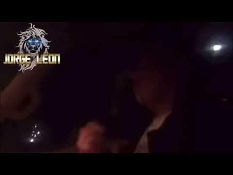 Al hombre hay que saberlo manotear | Gilberton