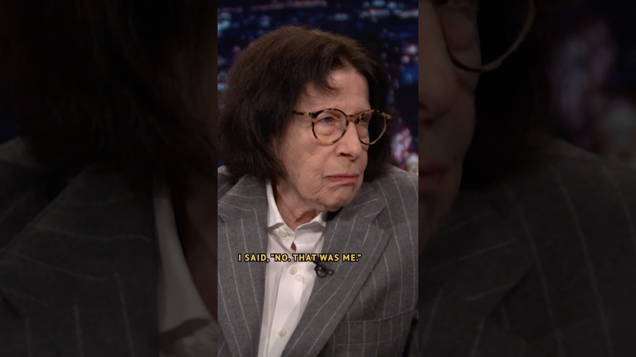 #FranLebowitz doesn’t have a cellphone, laptop, or WiFi! #FallonTonight