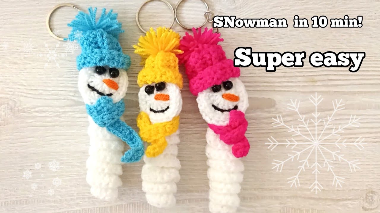 Cute & Easy Christmas  Snowman Keychain Crochet Tutorial ( no sew  )