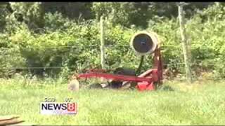 Courtney highlights CT products, challenges facing farmers in day-long farm tour