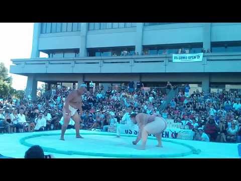 2013 US Sumo Open: Byamba vs Kelly (WARNING:LOUD)