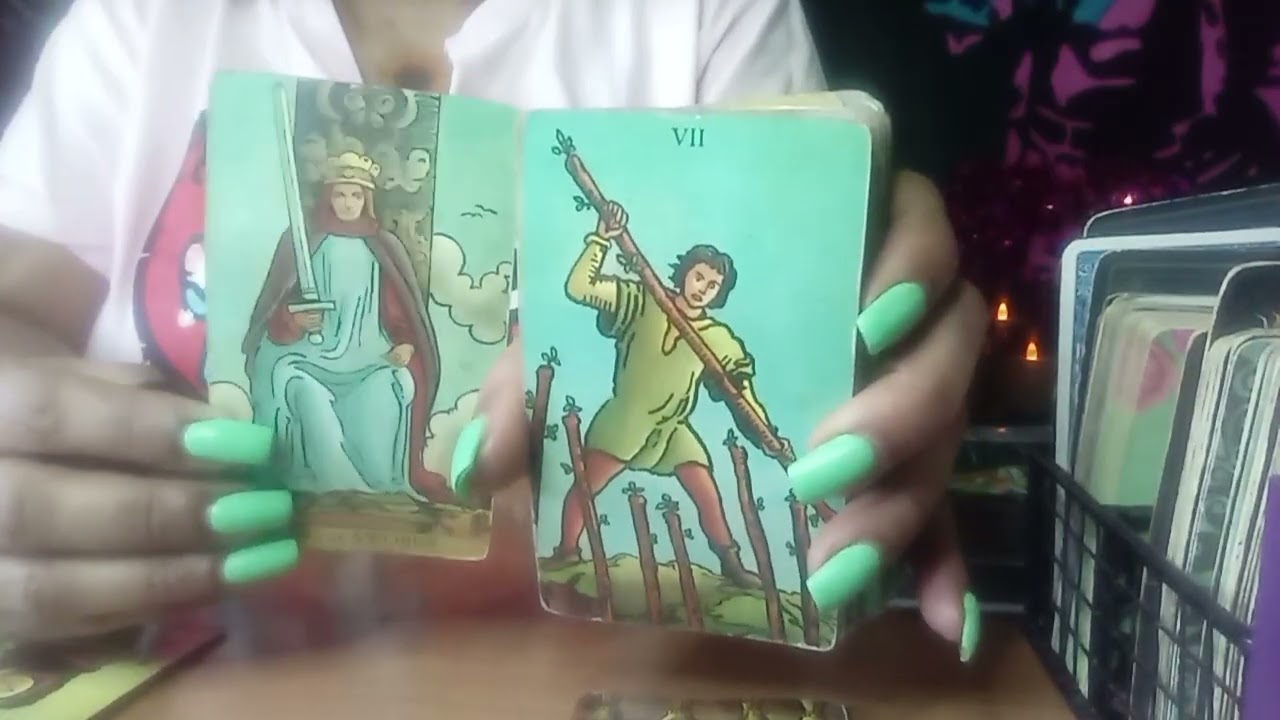 Гадание на картах Таро для Скорпиона... Кто за вами наблюдает? Они стали зависимы.