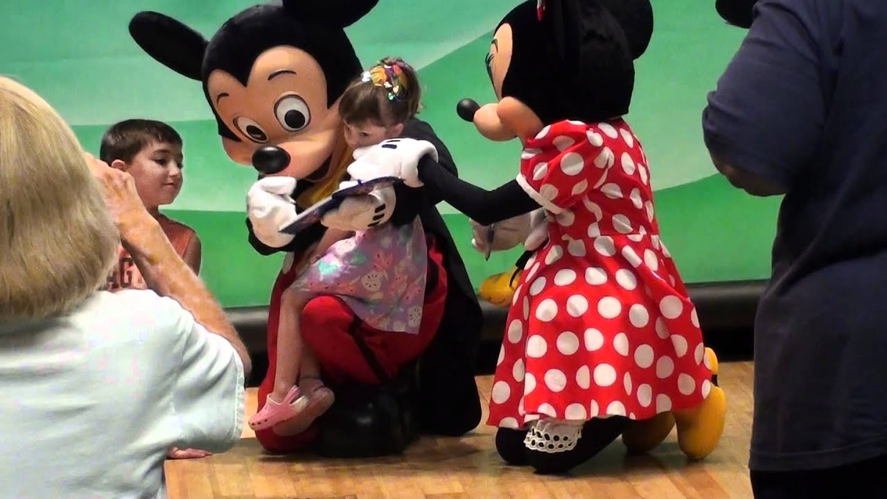 Olivia meets Mickey and Minnie!! YouTube