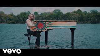 Смотреть клип Lindsay Ell - Dreaming With A Broken Heart