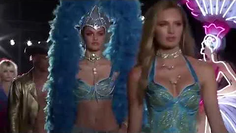 MOSCHINO Menswear & Resort 2018 Los Angeles | FULL RUNWAY SHOW