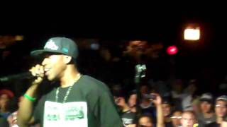 Curren$y: "Jordan 3's" and "Fat Raps" Live In Chicago