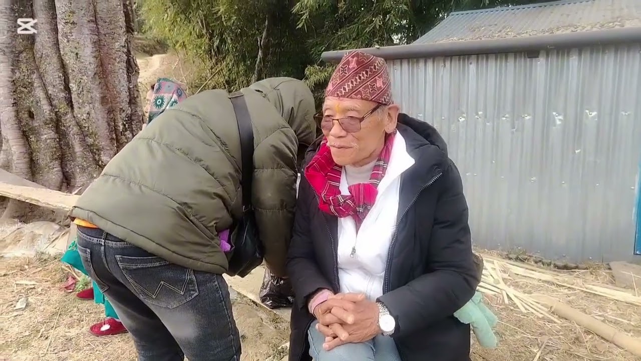 के भन्नु हुन्छ भुटान र US बाट पाल्नु भएको साम्पाङ बंश ज्युहरु थापथलो खोटाङ जाँदै गर्दा सुन्नुहोस ल्🤣